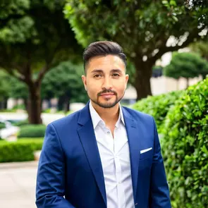 Ariel Guzman, Montreal, Real Estate Agent